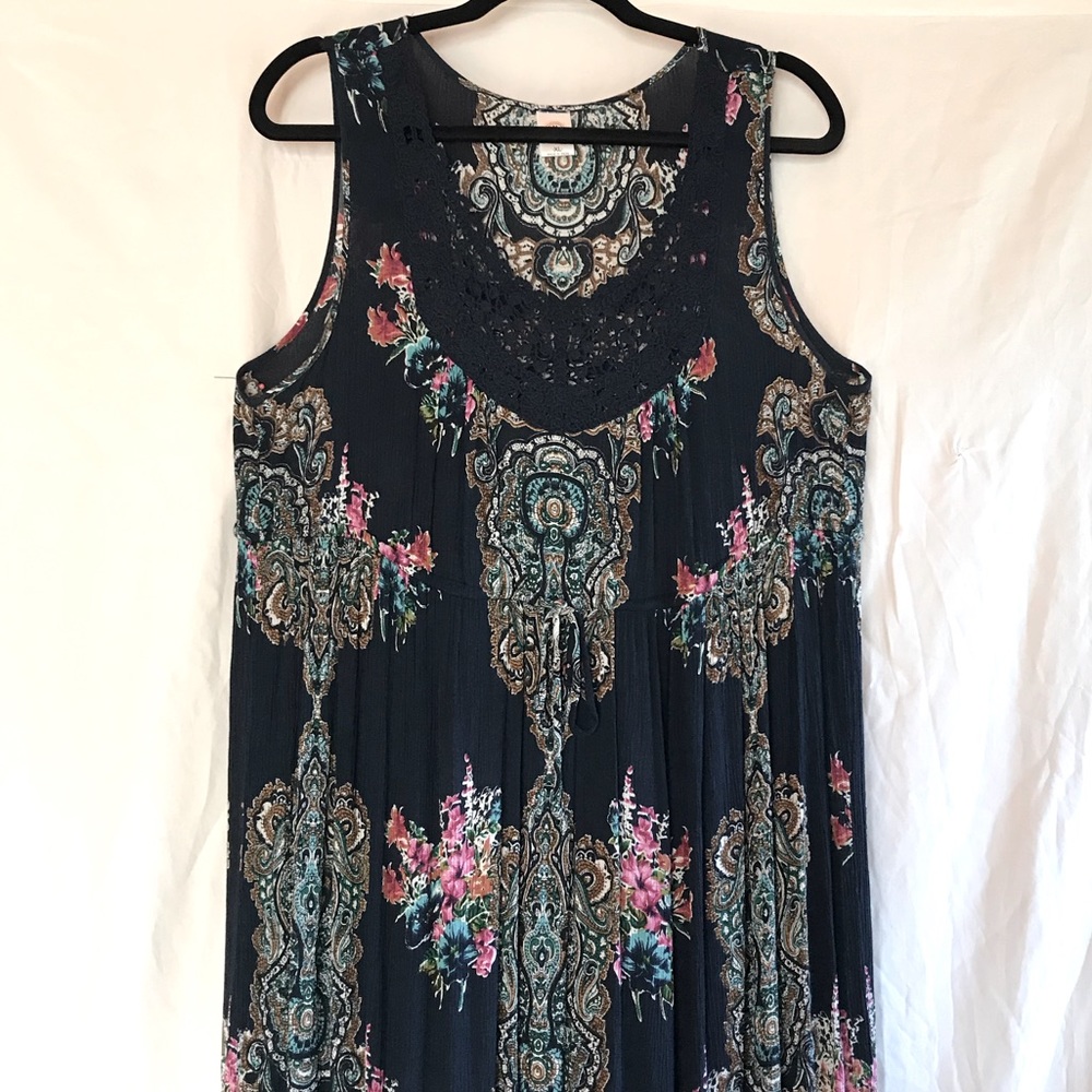 Bila Sleeveless Maxi Dress Size XL